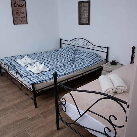 Kata Apartment